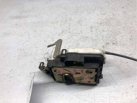 Замок двери задней правой Volkswagen Polo, 1998 г., OEM 6K4839016F, арт. B42754239
