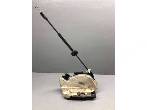 Замок двери задней правой Volkswagen Tiguan, 2009 г., OEM 5N0839016E, арт. B64794986