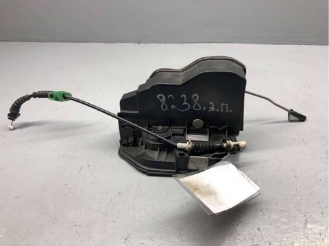 Замок двери задней правой BMW 5 E60/E61, 2005 г., OEM 7167076, арт. B64795004
