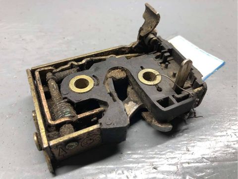 Замок двери задней правой Volkswagen Passat B4, 1994 г., OEM 357839016B, арт. B72062079_2, фото 2