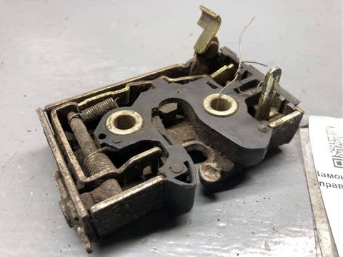 Замок двери задней правой Volkswagen Jetta, 1992 г., OEM 193839016C, арт. B72062623_2