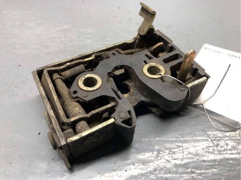 Замок двери задней правой Volkswagen Golf, 1988 г., OEM 193839016C, арт. B72062698, фото 2