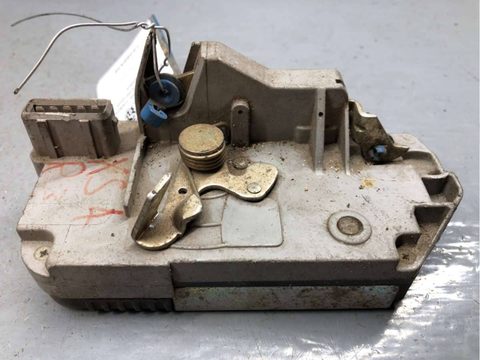 Замок двери задней правой Citroen Xantia, 1996 г., OEM 913859, арт. B75360436