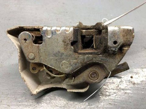 Замок двери задней правой Mercedes E W124, 1992 г., OEM A1247300635, арт. B75379273, фото 3