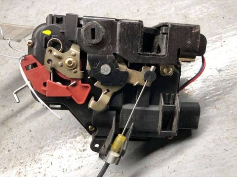 Замок двери задней правой Audi A4 B6, 2001 г., OEM 4B0839016B, арт. B82007150, фото 3