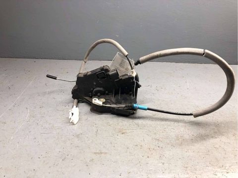 Замок двери задней правой BMW 3 E46, 2003 г., OEM 7011246, арт. B82404497