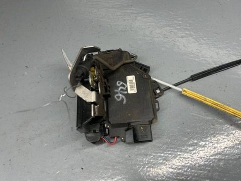 Замок двери задней правой Audi A6 C5 (S6,RS6), 2004 г., OEM 4B0839016G, арт. B86901498