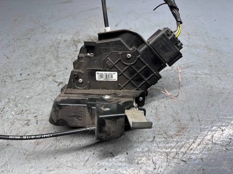 Замок двери задней правой Ford Focus, 2006 г., OEM 4M5AA26412BC, арт. B91761121