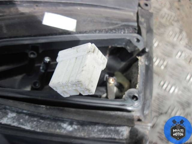 Новое Kia Carnival, 2004 г., арт. 00070438, фото 3
