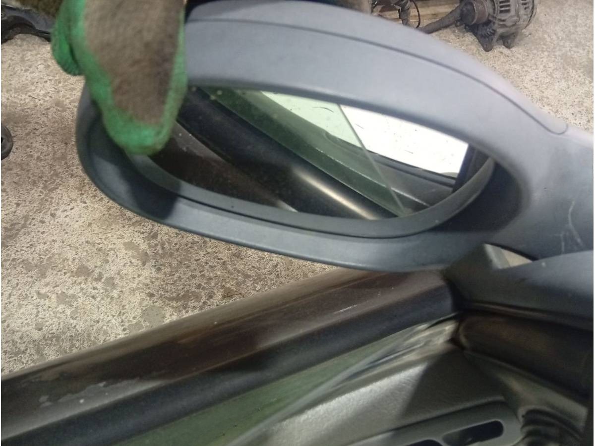 Зеркало наружное левое Renault Laguna, 1998 г., арт. 98836615