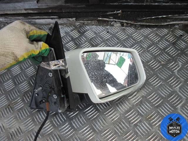 Зеркало наружное правое Mercedes GLK X204, 2010 г., OEM 2048101216, арт. 00062213