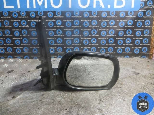 Зеркало наружное правое Toyota Avensis Verso, 2003 г., арт. 00091233
