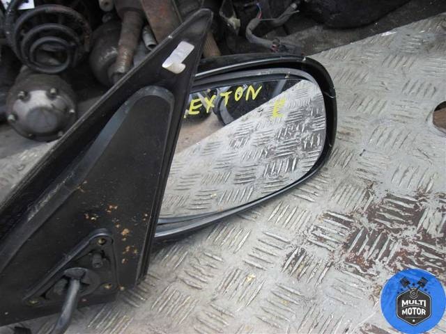 Зеркало наружное правое SsangYong Rexton, 2006 г., арт. 00093131