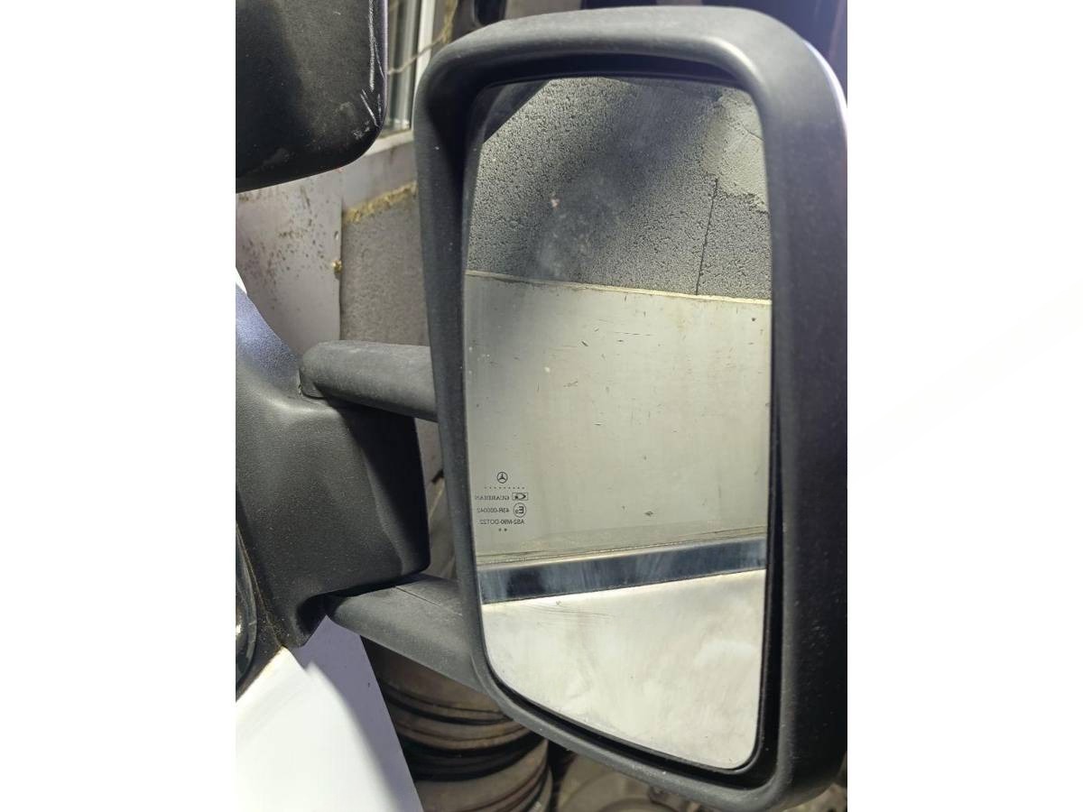 Зеркало наружное правое Mercedes Sprinter, 1999 г., арт. 123785