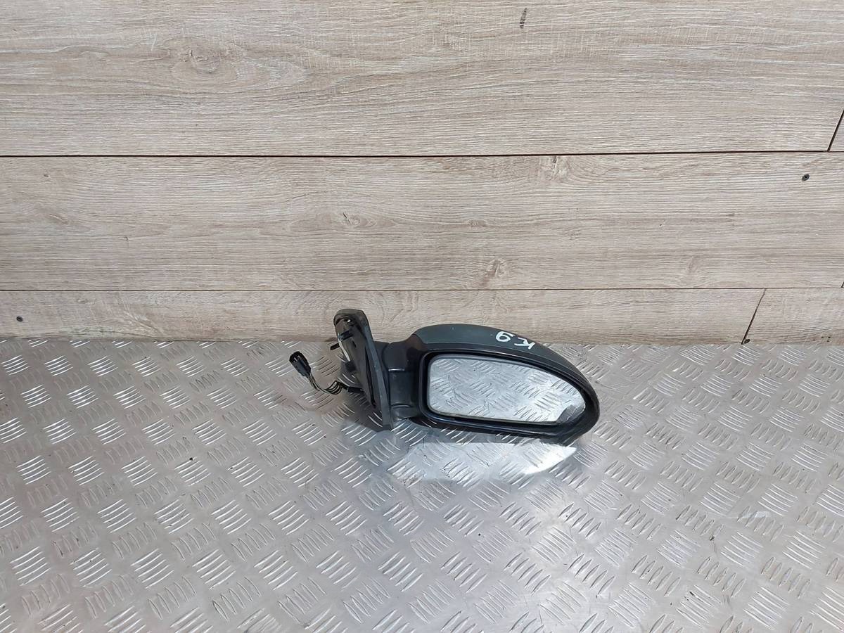 Зеркало наружное правое Ford Focus, 1998 г., OEM 1347095, арт. 17898033