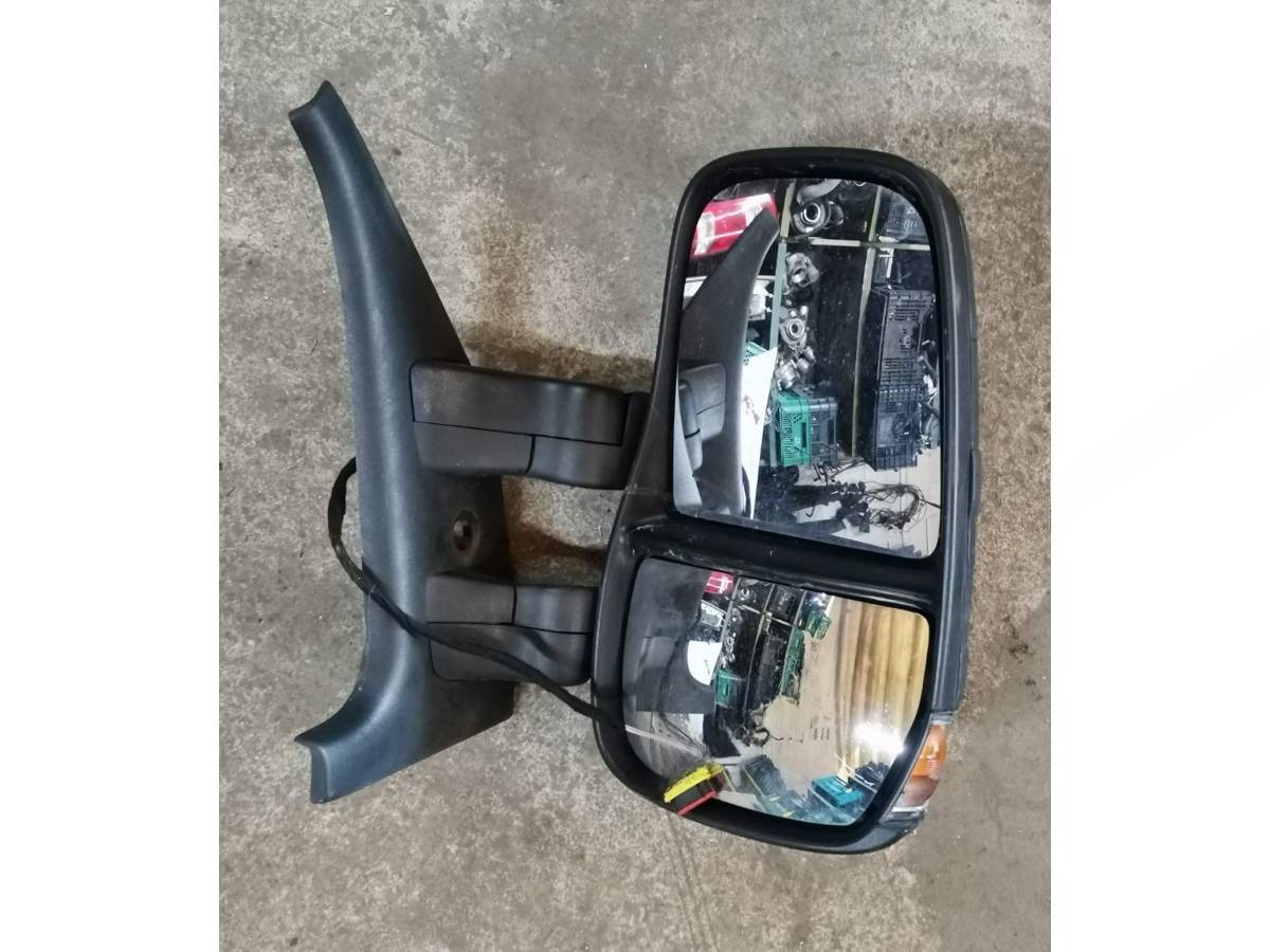 Зеркало наружное правое Iveco Daily, 2011 г., OEM 3800406, арт. 22745604