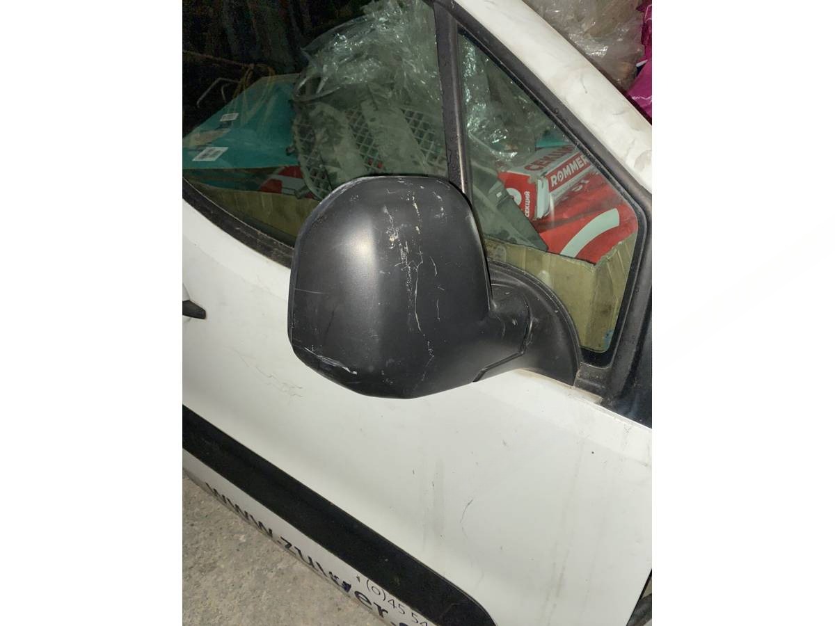 Зеркало наружное правое Citroen Berlingo, 2008 г., арт. 6057