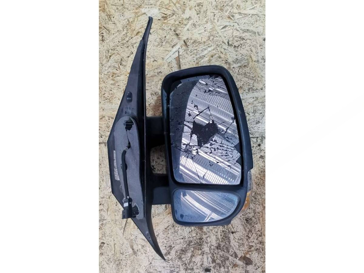 Зеркало наружное правое Renault Master, 2015 г., арт. 82115475-R1