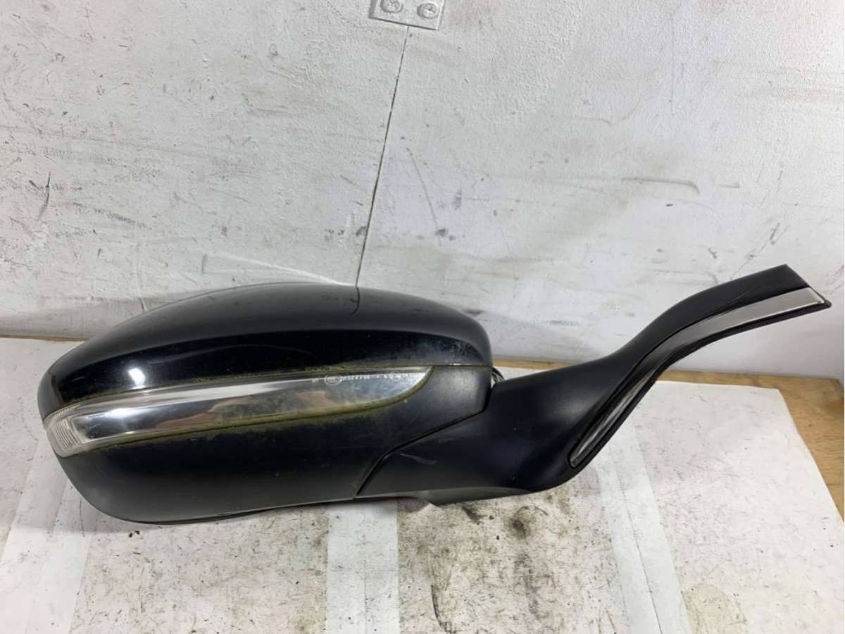 Зеркало наружное правое Peugeot 208, 2015 г., арт. 82250937