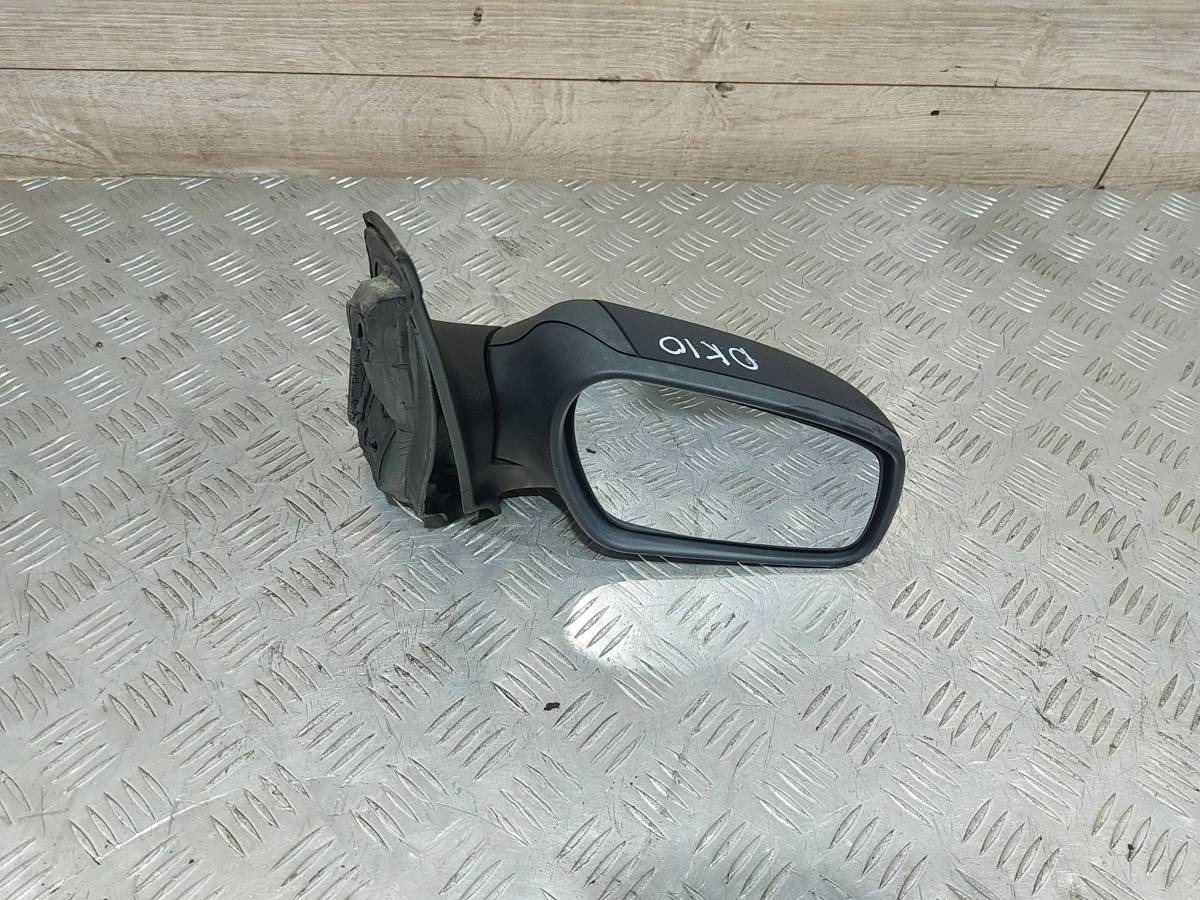Зеркало наружное правое Ford Focus, 2006 г., OEM 1510871, арт. 88200879