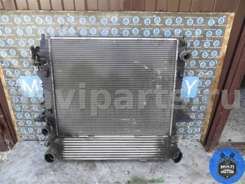 Кассета радиаторов Land-Rover Discovery, 2010 г., OEM AH228T000BA, арт. 00081548