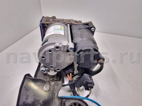 Компрессор пневмоподвески BMW X5 E70, 2011 г., OEM 104889, арт. 011338, фото 2