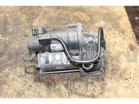Компрессор пневмоподвески Mercedes S, 2017 г., OEM A2223200604, арт. 013273