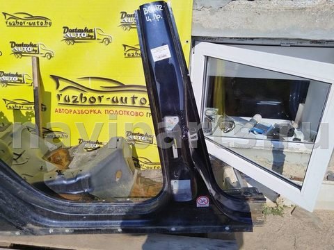 Стойка кузовная центральная правая Volkswagen Passat B6, арт. 100365