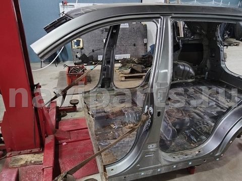 Стойка кузовная центральная левая Kia Sorento, арт. 110436