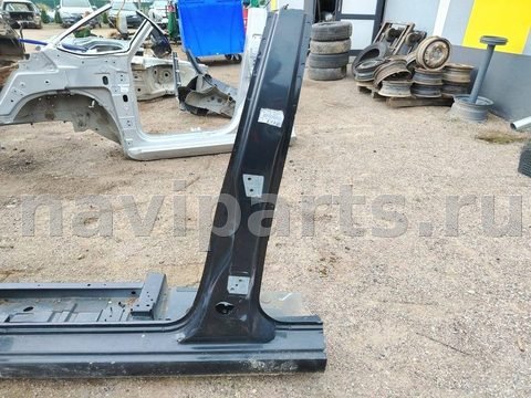 Стойка кузовная центральная левая Citroen Xsara Picasso, арт. 118016