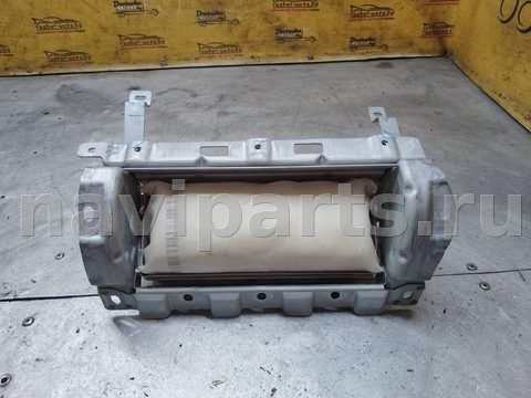 Ступица передняя правая Opel Zafira, 2005 г., арт. 121772