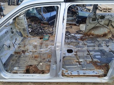 Стойка кузовная центральная левая Kia Carnival, арт. 149007