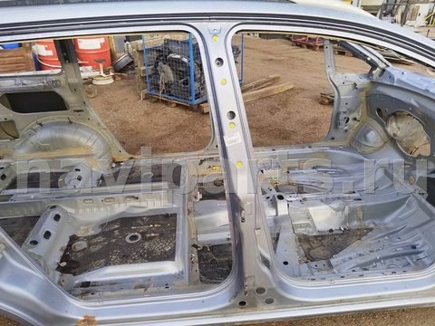 Стойка кузовная центральная правая Opel Zafira B, арт. 151736