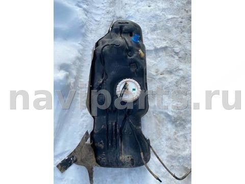 Топливный бак Toyota Hilux, 2012 г., OEM 77100OK011, арт. 169038