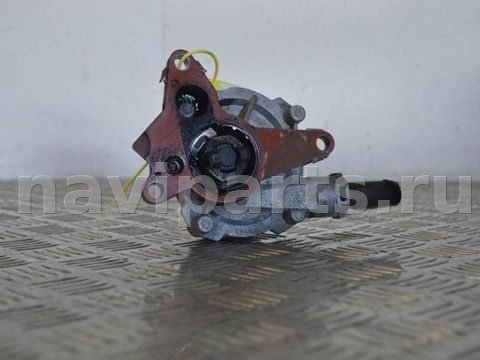 Вакуумный насос Renault Master, 2014 г., OEM 8201463444, арт. 19177026