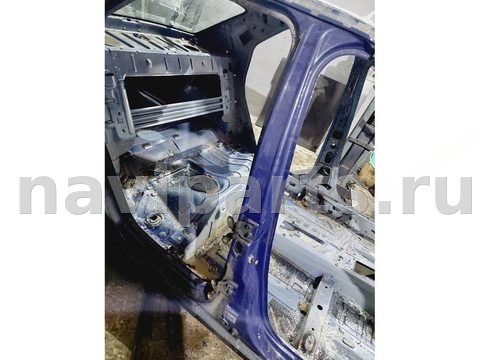 Стойка кузовная центральная правая Dacia Logan, арт. 213873