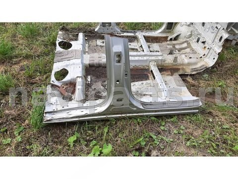 Стойка кузовная центральная правая Hyundai ix55, арт. 29091115.1