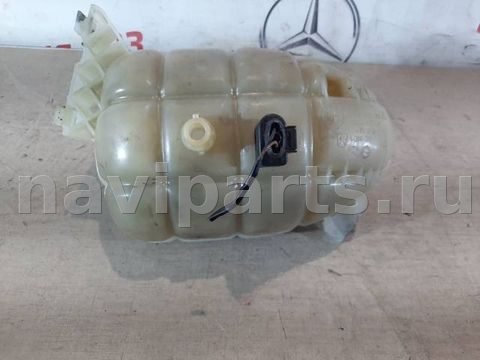 Бачок расширительный Mercedes E W212 F34, 2012 г., OEM 17137642160, арт. 29389, фото 9