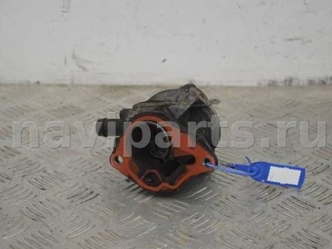 Вакуумный насос Renault Megane, 2009 г., OEM 8201005306, арт. 32560168