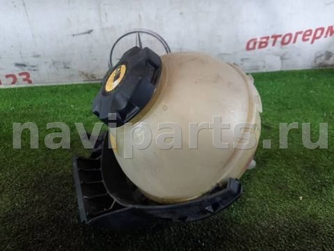 Бачок расширительный Audi Q7 F34, 2012 г., OEM 17137642158, арт. 37463, фото 3