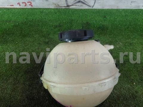 Бачок расширительный Audi Q7 F34, 2012 г., OEM 17137642158, арт. 37463, фото 4
