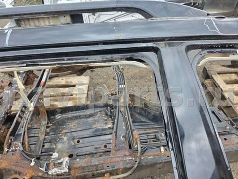 Стойка кузовная центральная правая Toyota Land Cruiser, арт. 390378