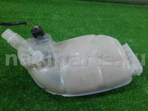 Бачок расширительный Toyota Land Cruiser W176, OEM A2465000049, арт. 39697, фото 5