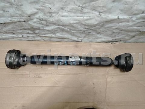 Карданный вал передний Audi Q7 4L, 2007 г., OEM 7L6521101H, арт. 4053.NEA13