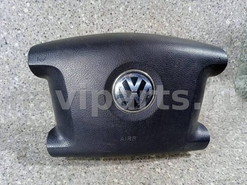 Подушка безопасности водителя Volkswagen Touareg, OEM 7L6880201DB, арт. 46023035177