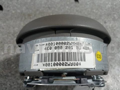 Подушка безопасности водителя Audi A8, 2004 г., OEM 4E0880201, арт. 46023052149, фото 3