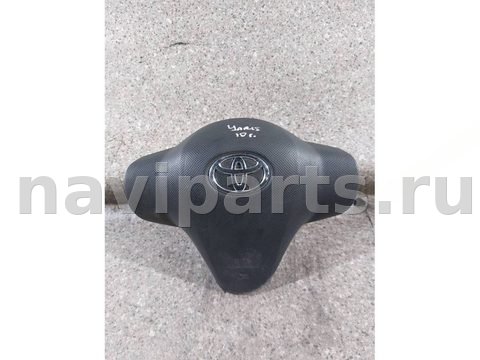 Подушка безопасности водителя Toyota Yaris, OEM 451300D150B0, арт. 46023056774