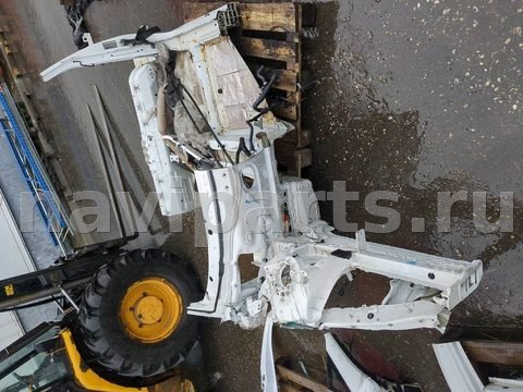 Стойка кузовная центральная левая Porsche Taycan, OEM 9J1800701B, арт. 8171815