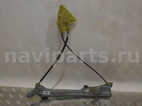 Стеклоподъёмник электрический задний левый Renault Laguna, OEM 827010001R, арт. 821828