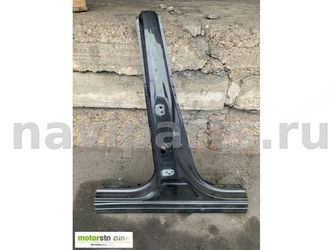 Стойка кузовная центральная правая Mazda CX9, арт. 88300331